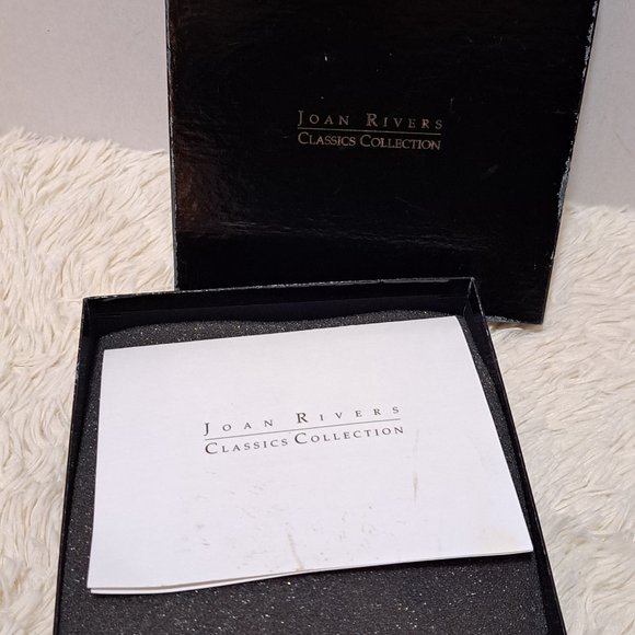 Joan Rivers Classics Collection Interchangeable Bee Pin - Picture 3 of 10